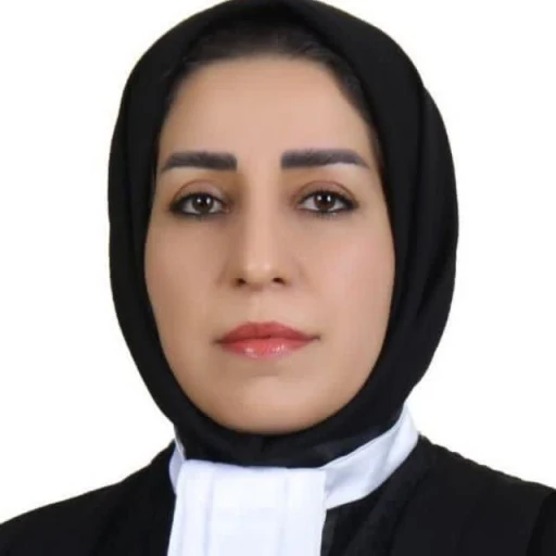 تصویر مومنه مهرزاد