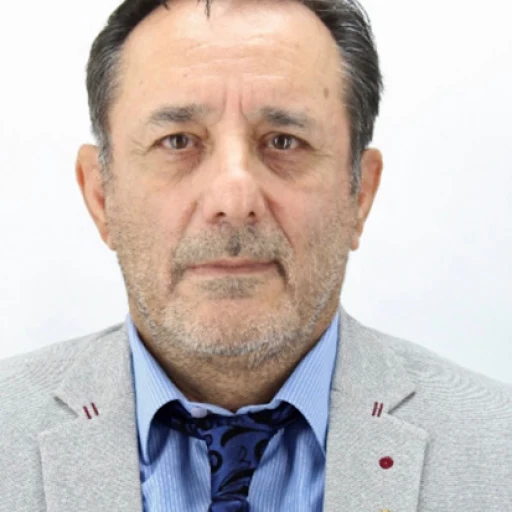 تصویر یداله خواصی