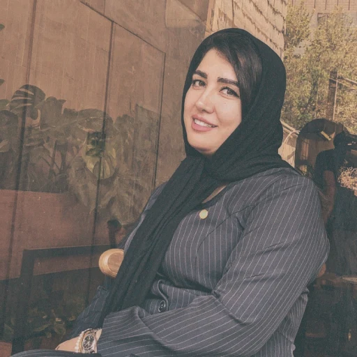 تصویر زهرا عرفانی نسب