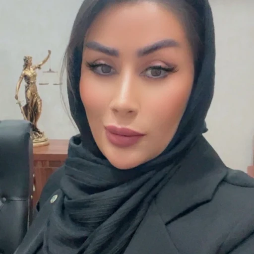تصویر اختر اسفندیاری مهر